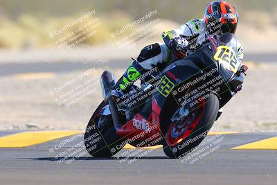 media/Sep-25-2022-CVMA (Sun) [[ee08ed6642]]/Race 6 Amateur Supersport Open/